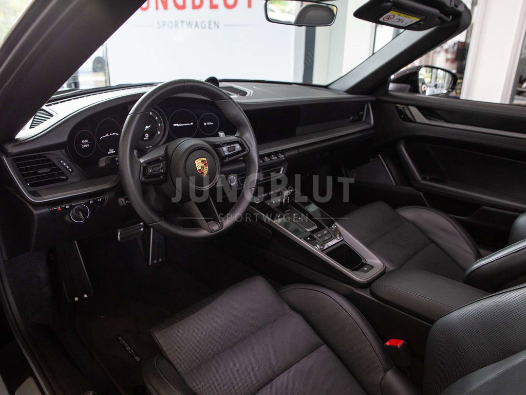Porsche 992 Carrera S