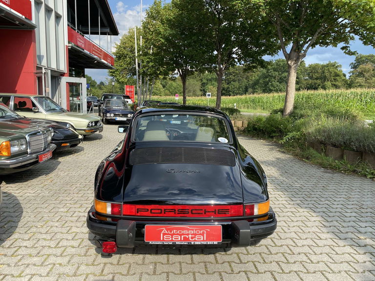 Porsche 911 Carrera 3.2