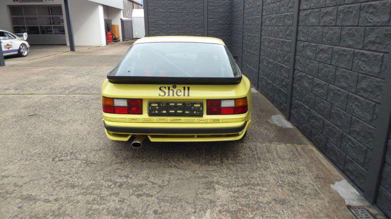 Porsche 944 Turbo Cup