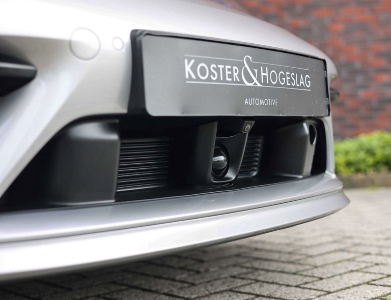Porsche 992 Carrera 4