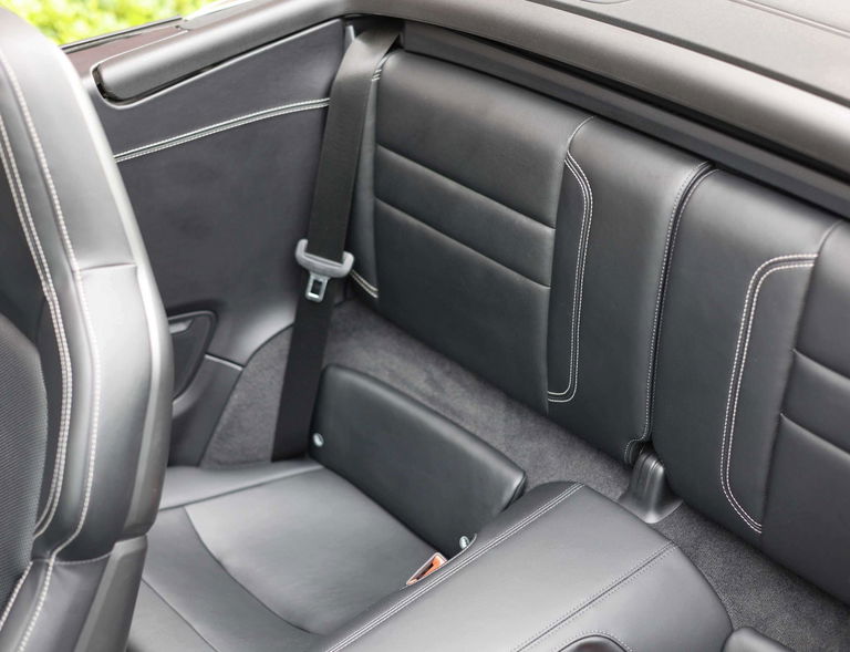 Porsche 992 Carrera 4