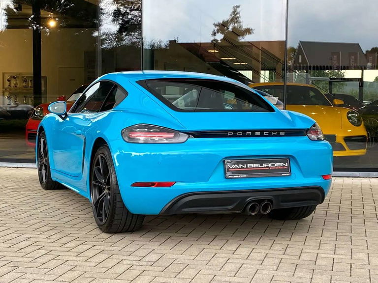 Porsche 718 Cayman