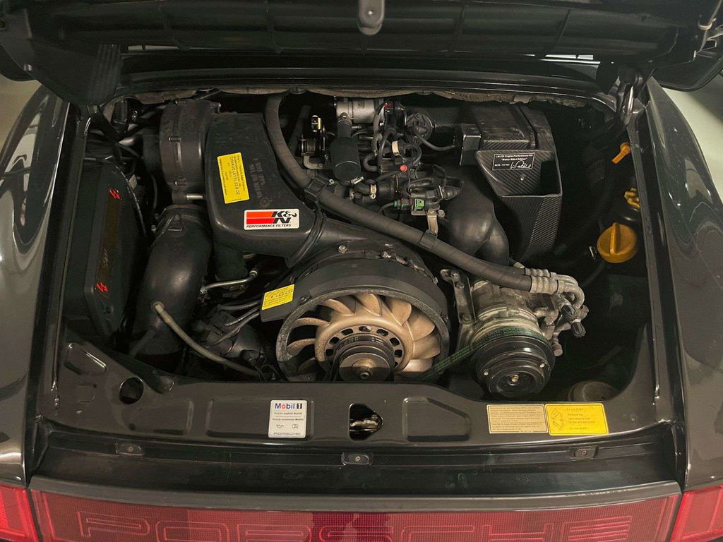 Porsche 964 Carrera 4