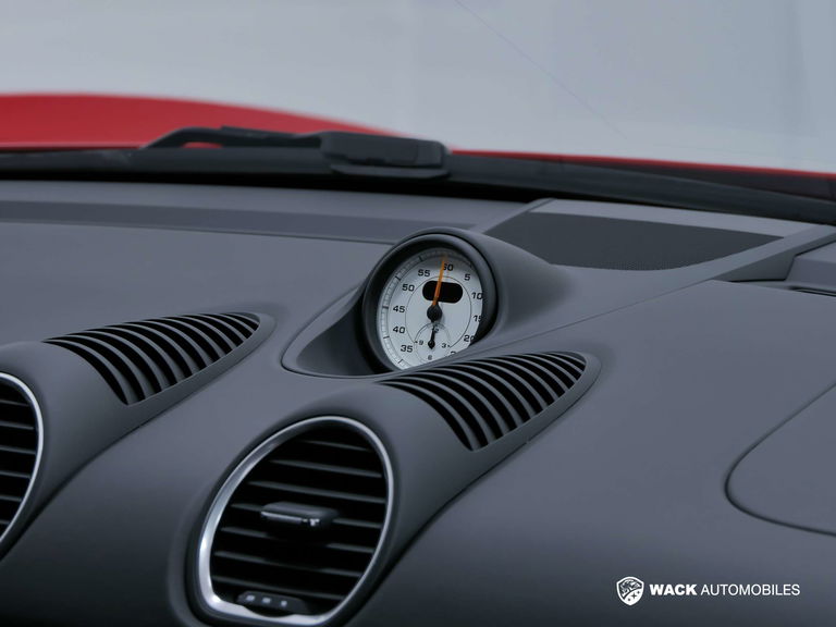 Porsche 718 Cayman GT4