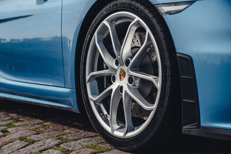 Porsche 718 Spyder