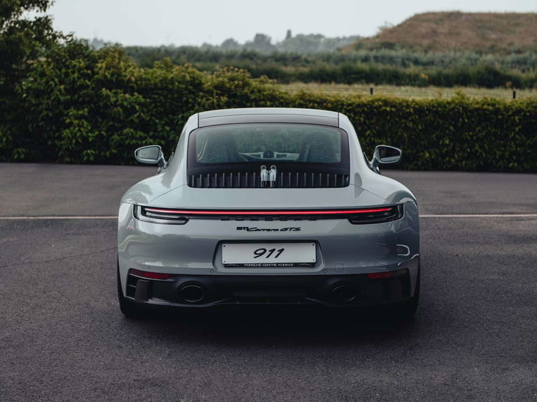 Porsche 992 Carrera GTS