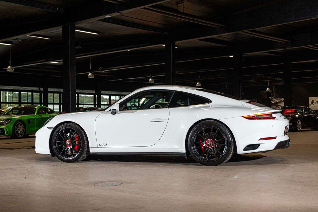 Porsche 991.2 Carrera GTS