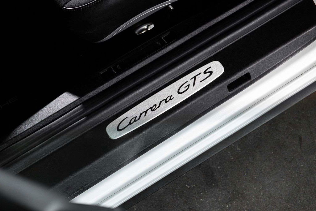 Porsche 991.2 Carrera GTS