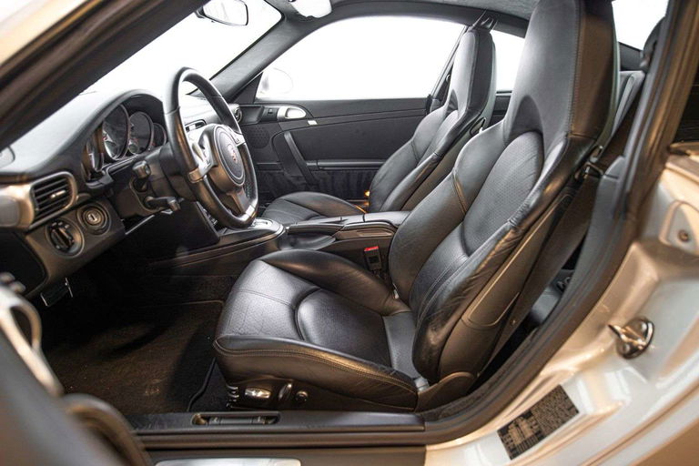 Porsche 997.2 Carrera 4S