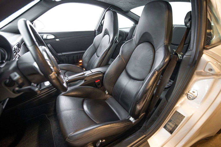 Porsche 997.2 Carrera 4S