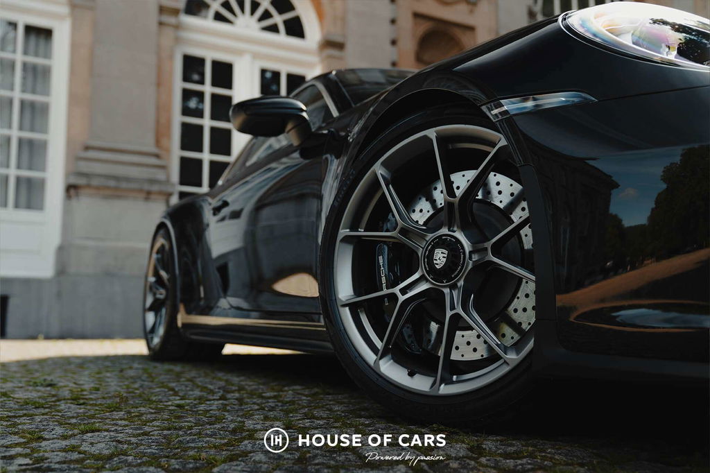 Porsche 992 GT3 Touring