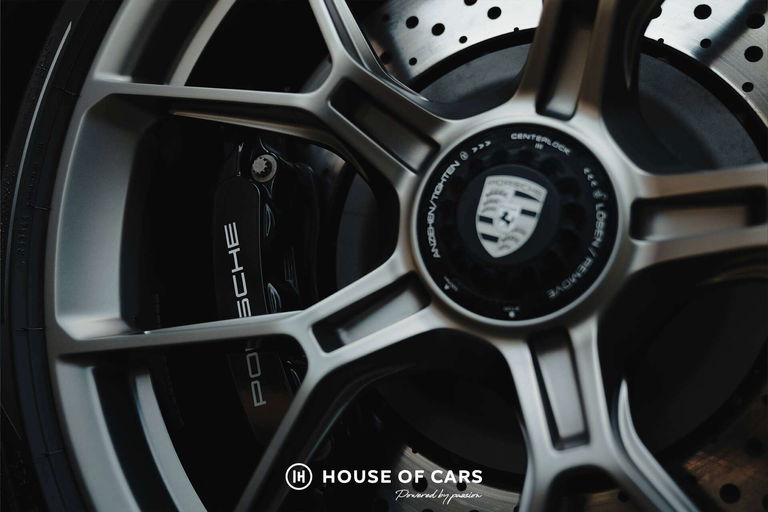 Porsche 992 GT3 Touring