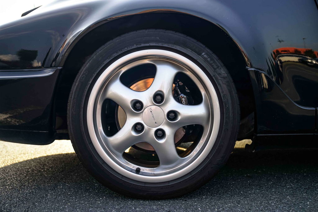 Porsche 964 Carrera 4