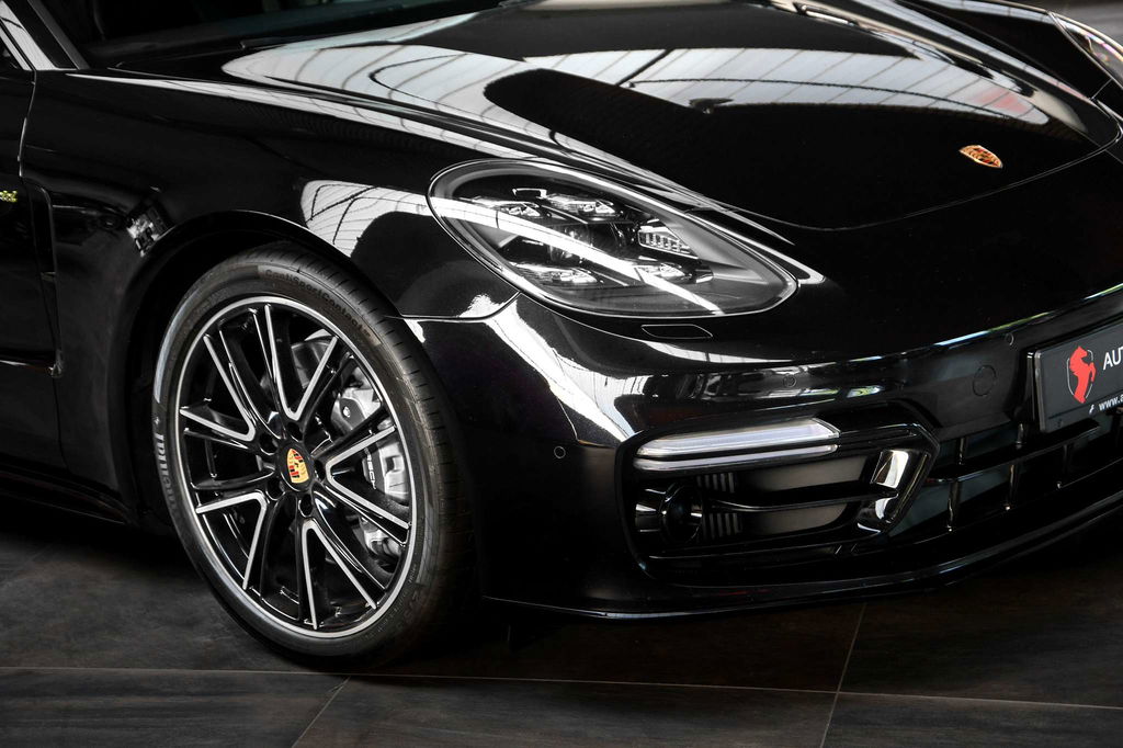 Porsche Panamera 4 E-Hybrid