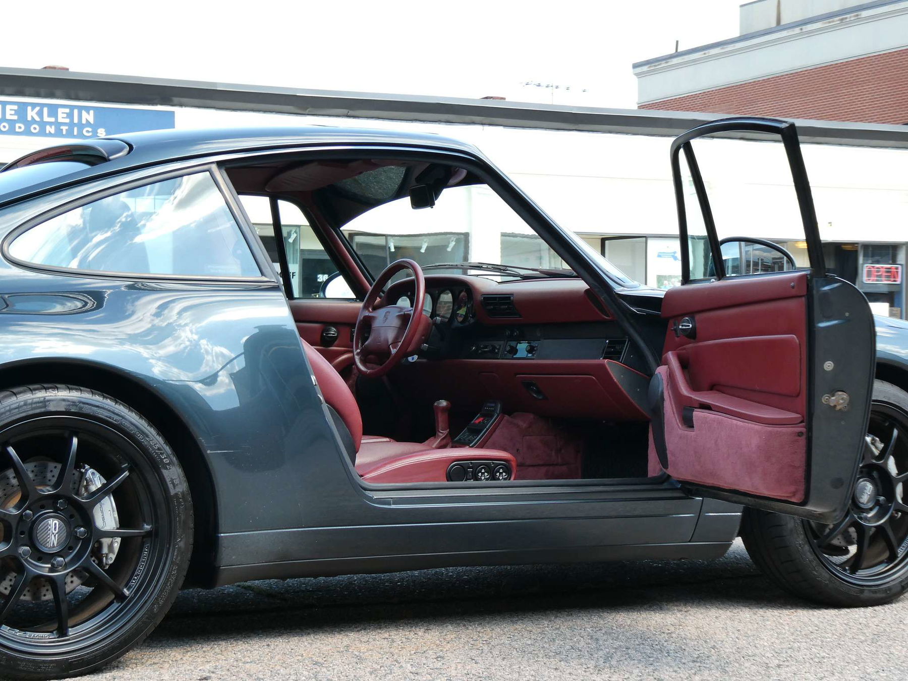 Porsche 993 Carrera 4 1995 - elferspot.com - Marktplatz für