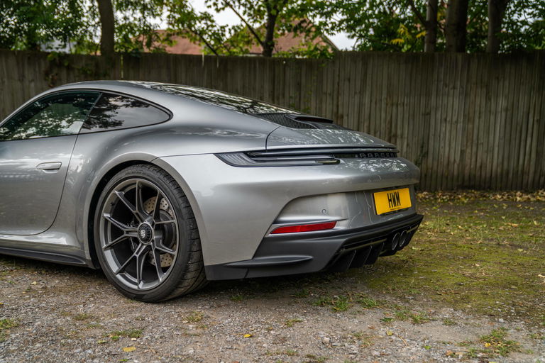 Porsche 992 GT3 Touring