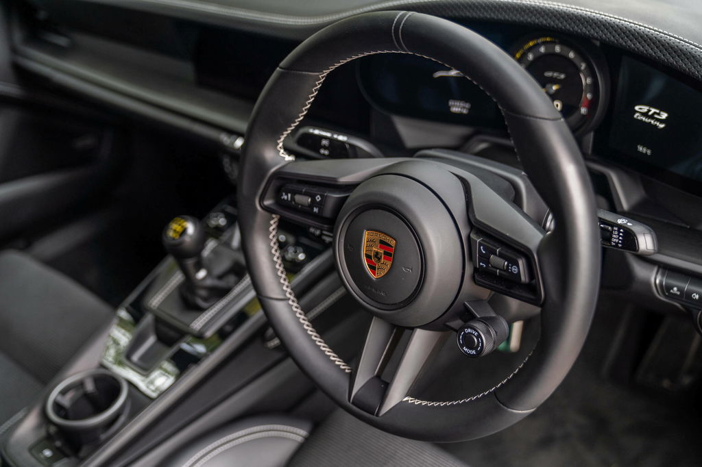 Porsche 992 GT3 Touring