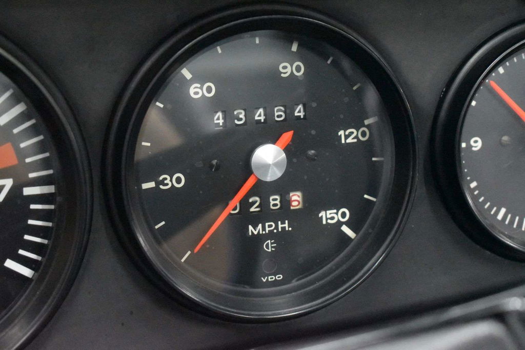 Porsche 911 T