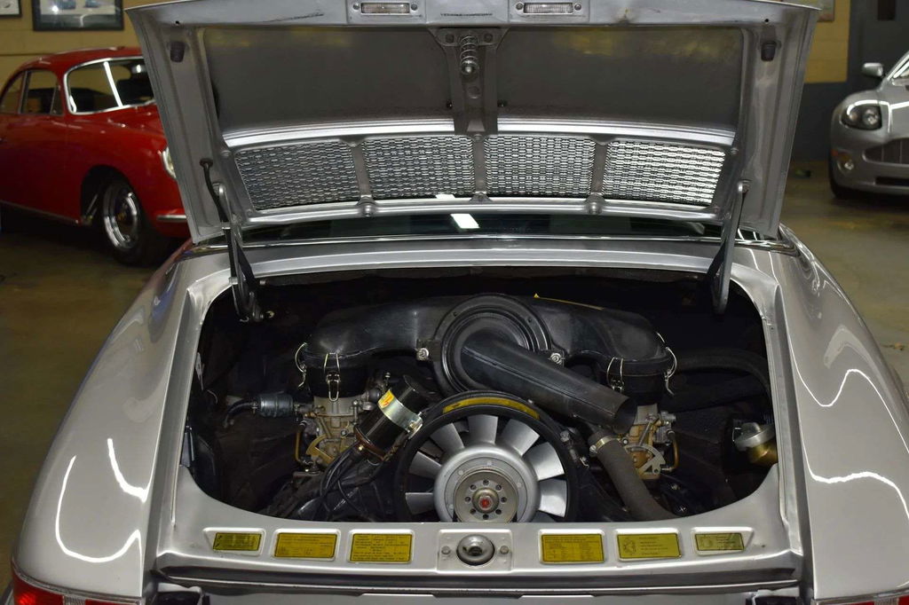 Porsche 911 T