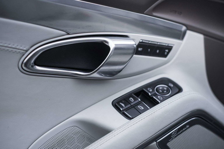 Porsche 991 Carrera 4S