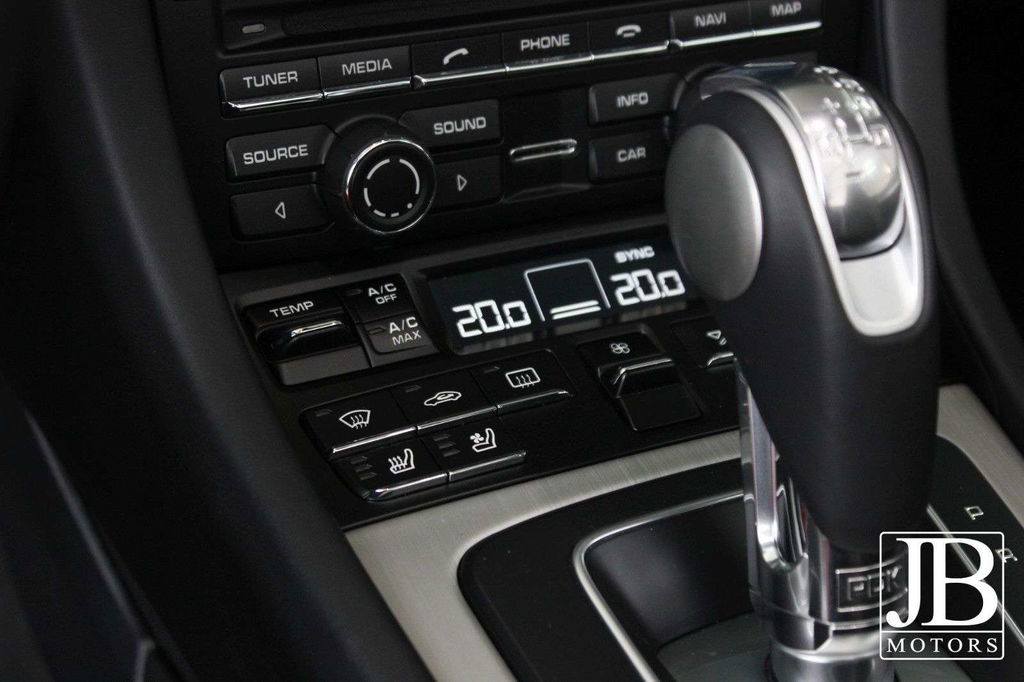 Porsche 991 Carrera 4 GTS