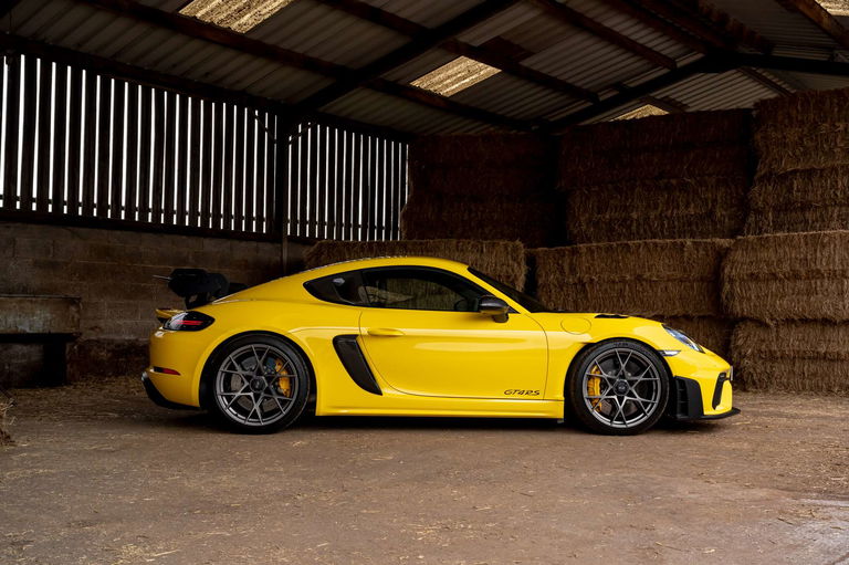 Porsche 718 Cayman GT4 RS