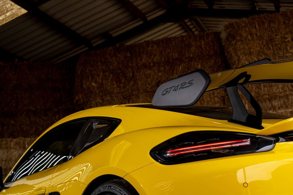 Porsche 718 Cayman GT4 RS