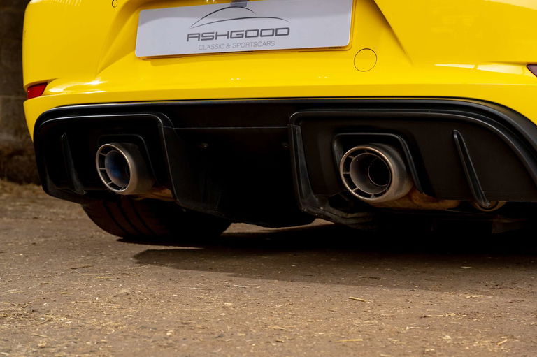 Porsche 718 Cayman GT4 RS