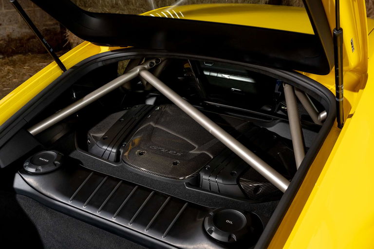 Porsche 718 Cayman GT4 RS