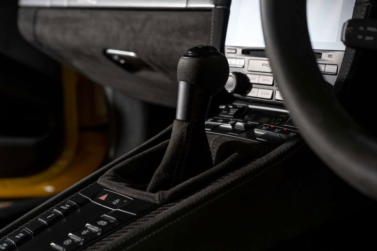 Porsche 718 Cayman GT4 RS