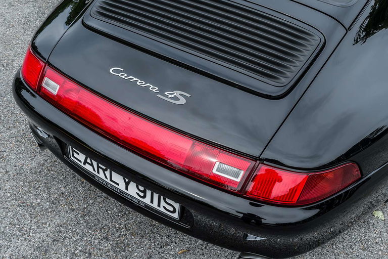 Porsche 993 Carrera 4S