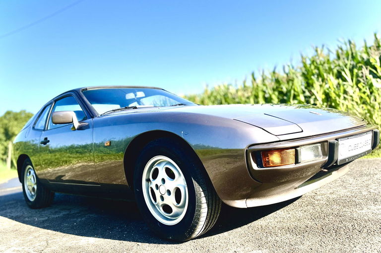 Porsche 924