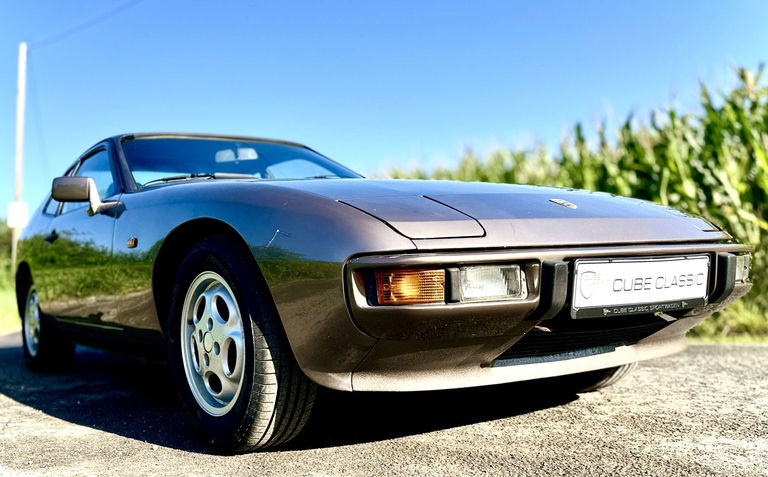Porsche 924