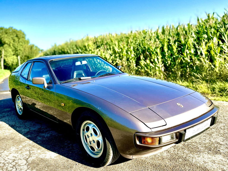 Porsche 924
