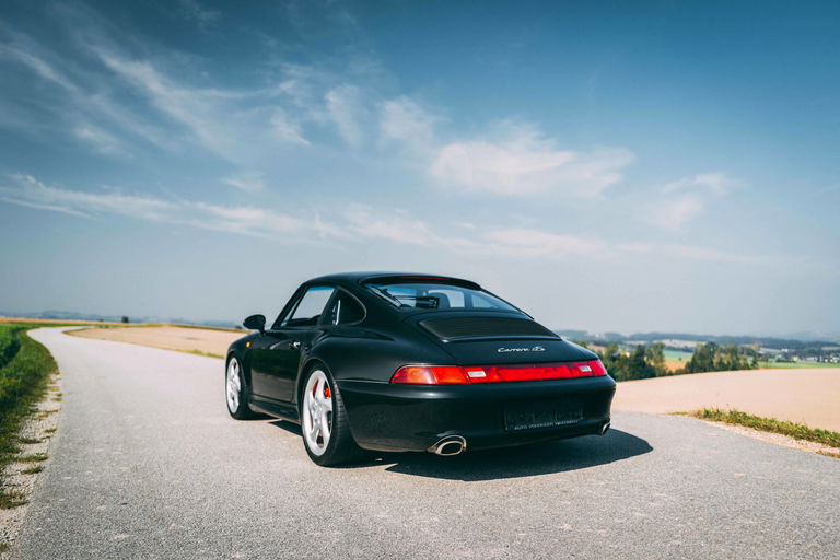 Porsche 993 Carrera 4S