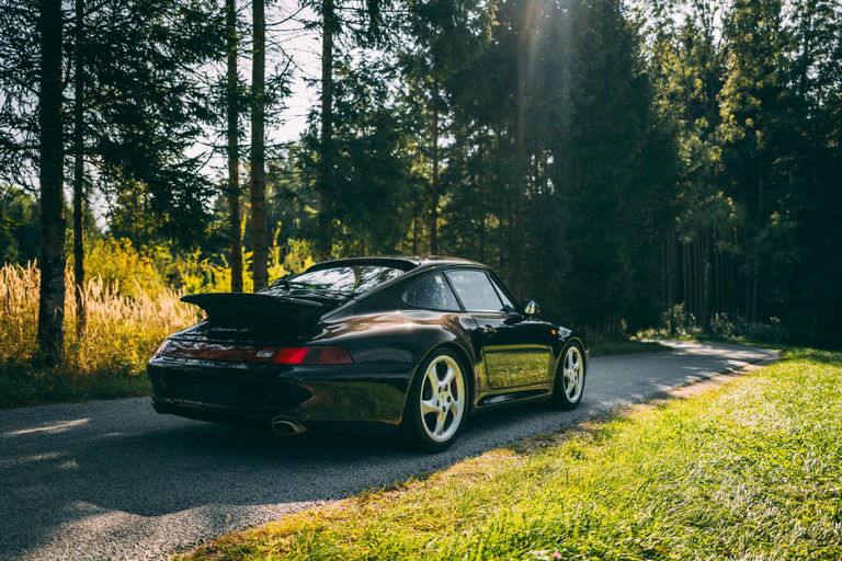Porsche 993 Carrera 4S