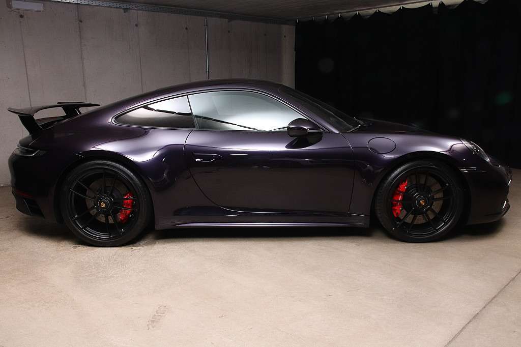 Porsche 992 Carrera GTS