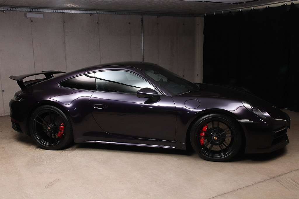 Porsche 992 Carrera GTS