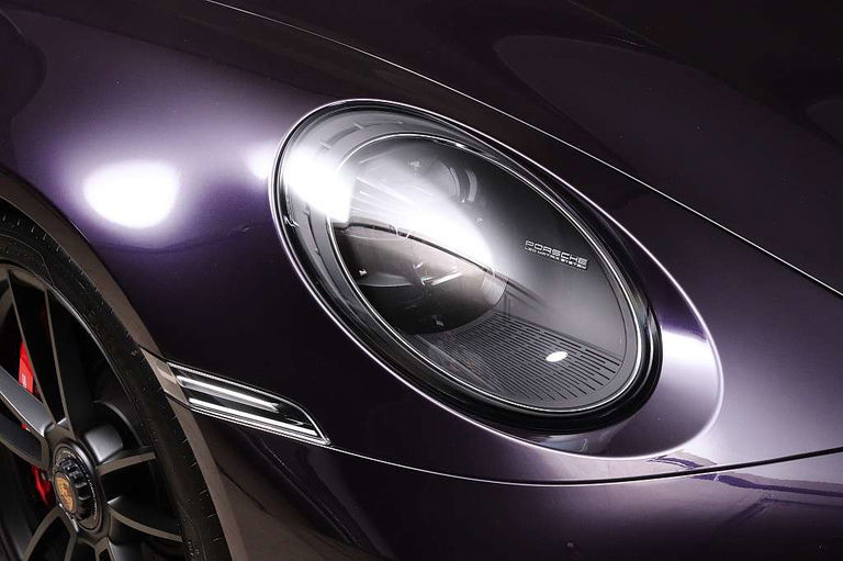 Porsche 992 Carrera GTS