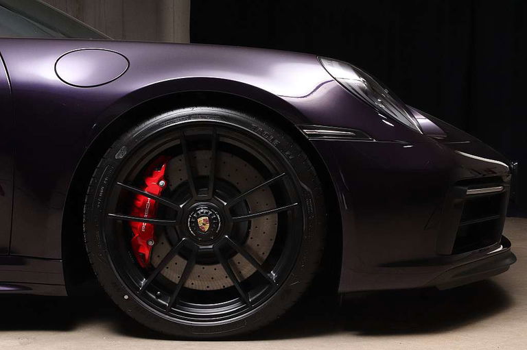 Porsche 992 Carrera GTS