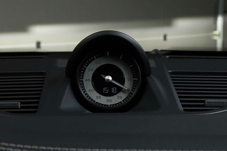 Porsche 992 Carrera GTS