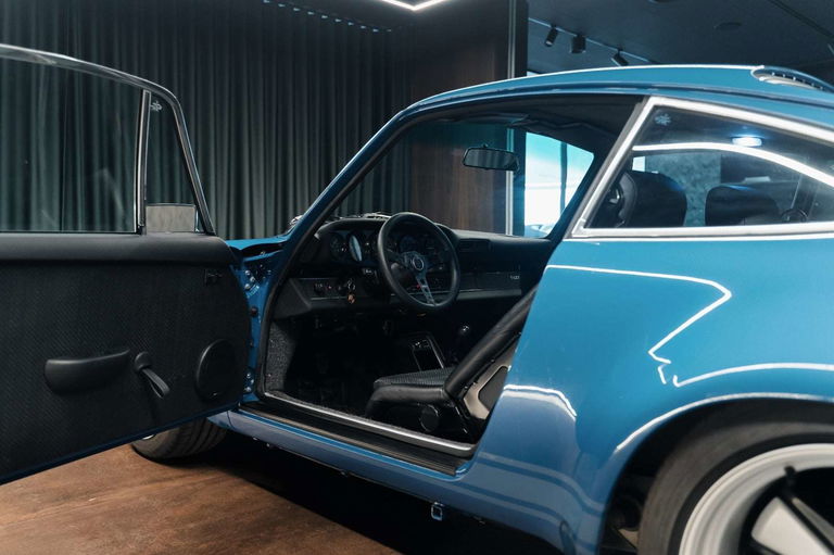 Porsche 911 Backdate