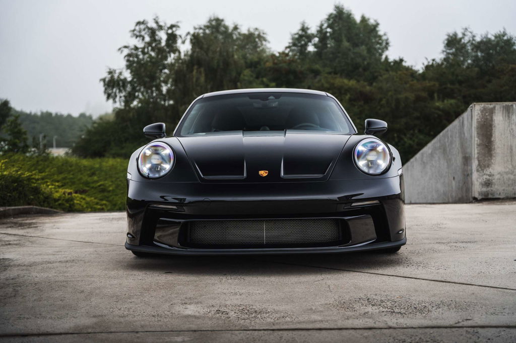 Porsche 992 GT3 Touring