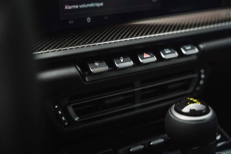 Porsche 992 GT3 Touring