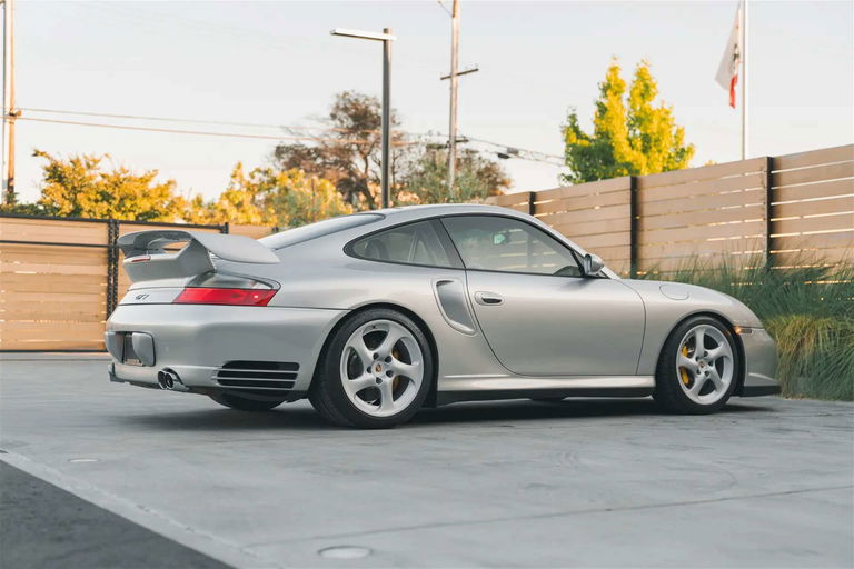 Porsche 996 GT2