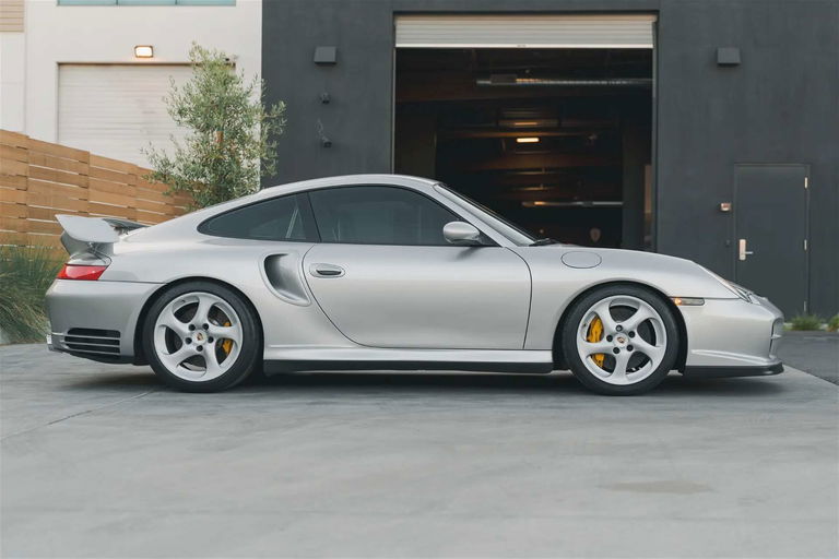 Porsche 996 GT2