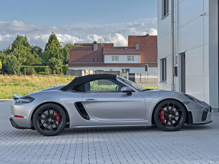 Porsche 718 Spyder