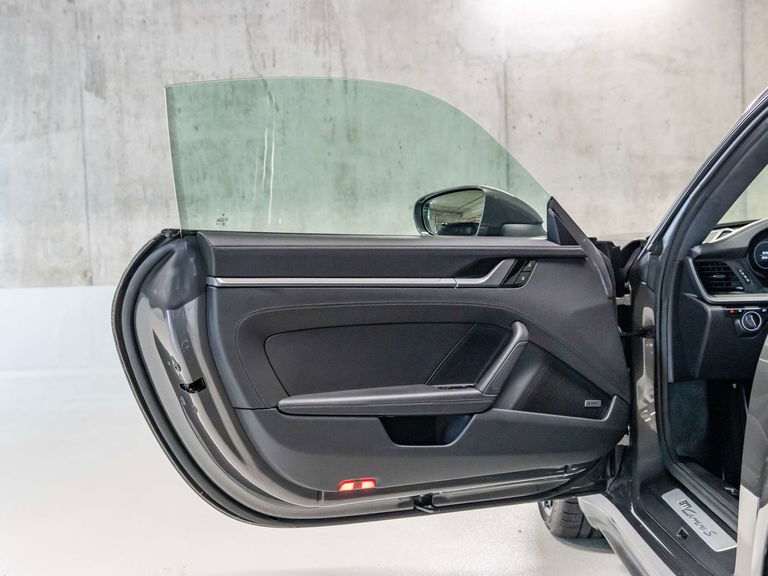 Porsche 992 Carrera S