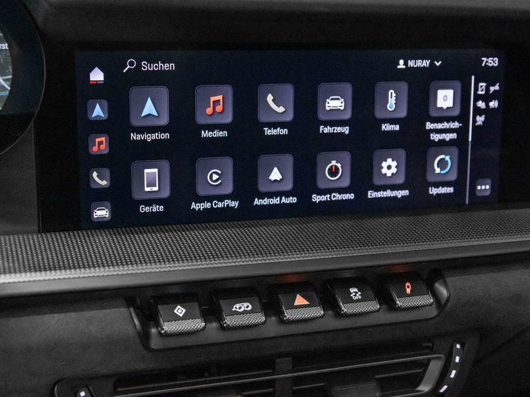 Porsche 992 Carrera 4 GTS