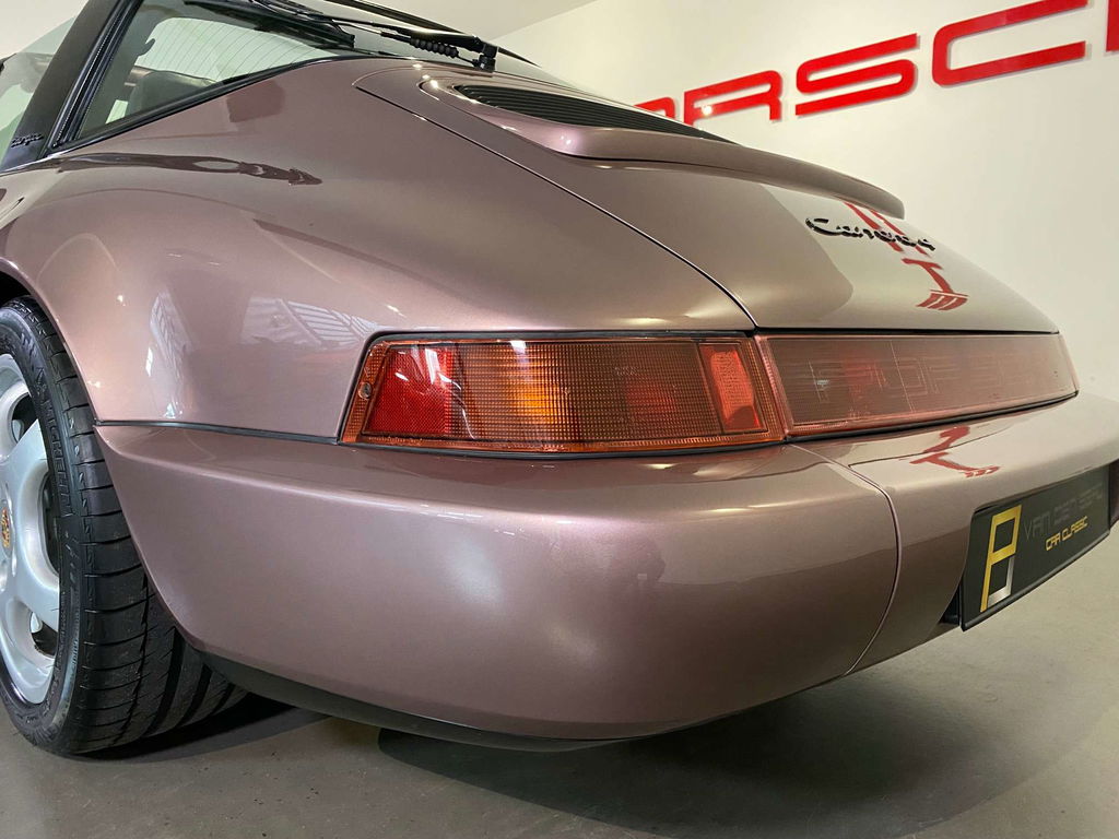 Porsche 964 Carrera 4